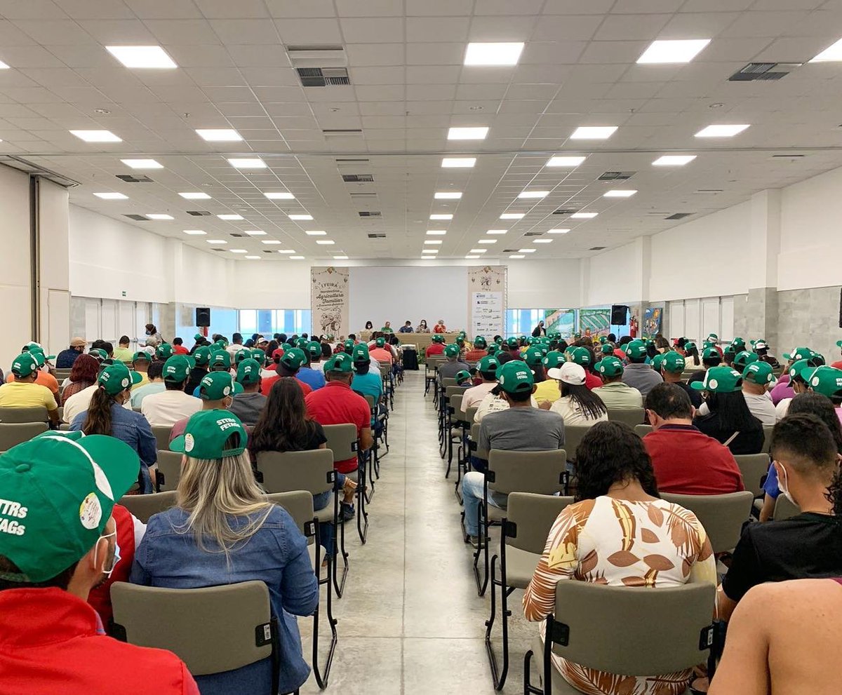 MST_Oficial's tweet photo. 🥬🍠 Além disso, estamos com lindos estandes de comercialização dos produtos da Reforma Agrária!!!
Nossa Feira acontece no Centro de Convenções de Natal (RN), venha participar!!!
📸 Matheus Mendes
#IFENAFES #TodosPelaReformaAgrária #AlimentoSaudávelÉumDireito https://t.co/OSqox00B1Y