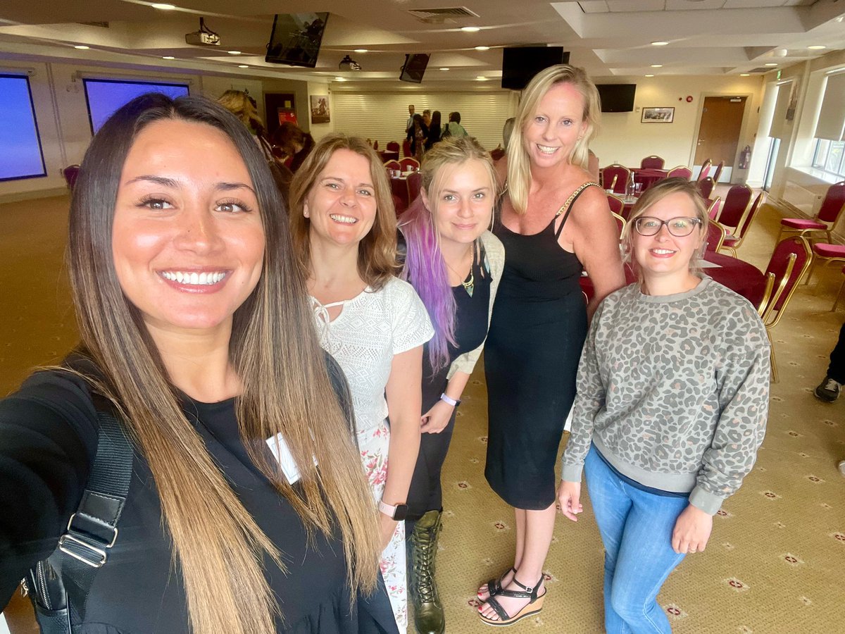 AAUNursesUHP's tweet photo. Some of our @Acute_Medicine ACP’s and trainee ACP’s at the Heart Failure Masterclass - informative day thanks to @DevonCEPN #DevonTrainingHub and the wonderful speakers! #ExeterRacecourse @UHPNTcardiology @AnnJamesNHS @UHP_NHS 🫀🩺 https://t.co/oB3DGDMs6p