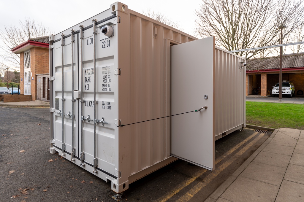 BeaverFitUK's tweet photo. SECURITY THROUGH OBSCURITY 🔐

BeaverFit Special Operations Equipment. 
Container Armoury 

Revolutionising Weapons Storage!

#beaverfit #armoury #containersolutions #military #militarytraining #police #containersolution #sustainable https://t.co/jCtnRKqZqu