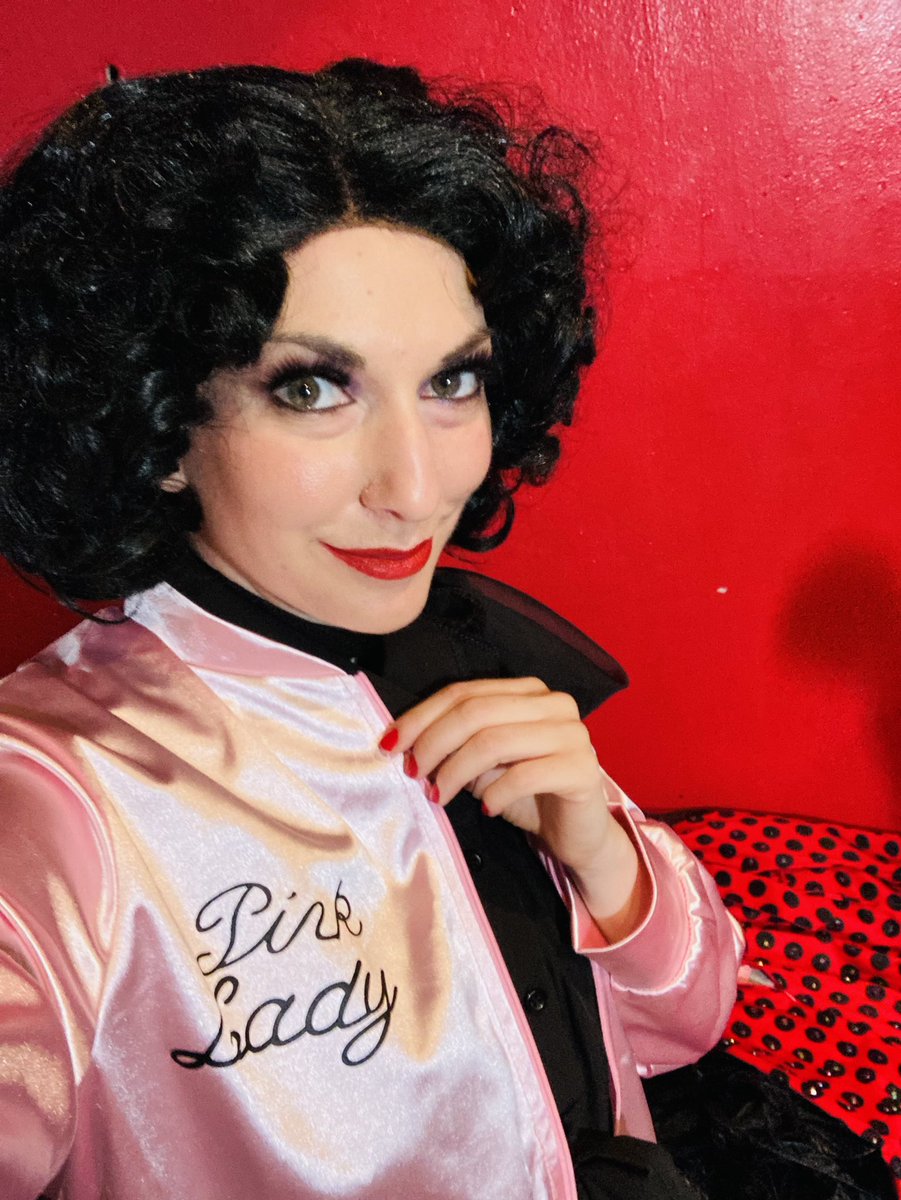 RoriNogee's tweet photo. Grease lewks! #monsterbar #curtainsup #greaseistheword #nycnightlife #rizzo https://t.co/8BzfMJqRAB