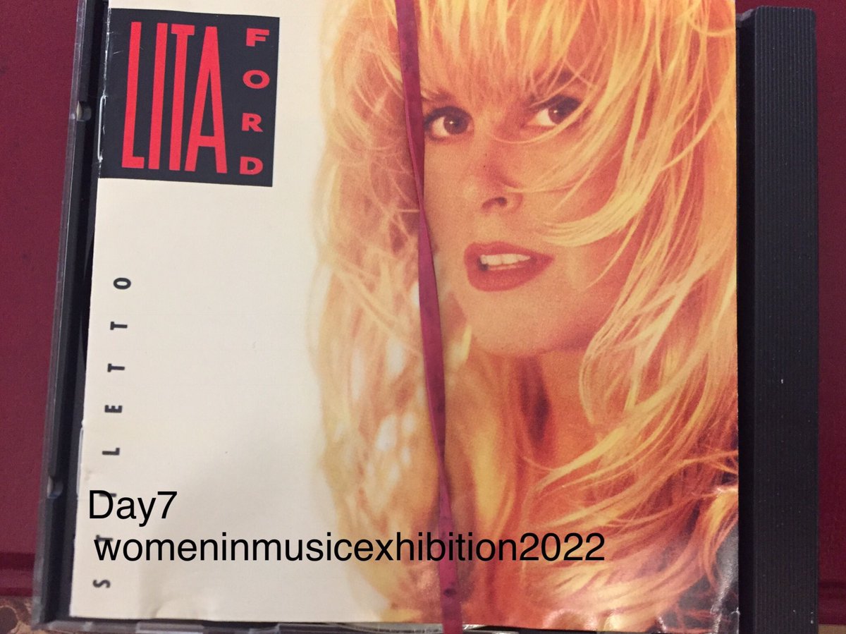 womeninmusic's tweet photo. #Day7 Lita Ford rockstar
#womeninmusicexhibition
#womeninmusic
@womeninmusic
Had the #vinyl first #rockitlikeitshot
#gerired @litaford
Day 7 of 28 celebrating records in #foundercollection #albums #music 🎼🎼🎼 https://t.co/pOLrKI4LV7
