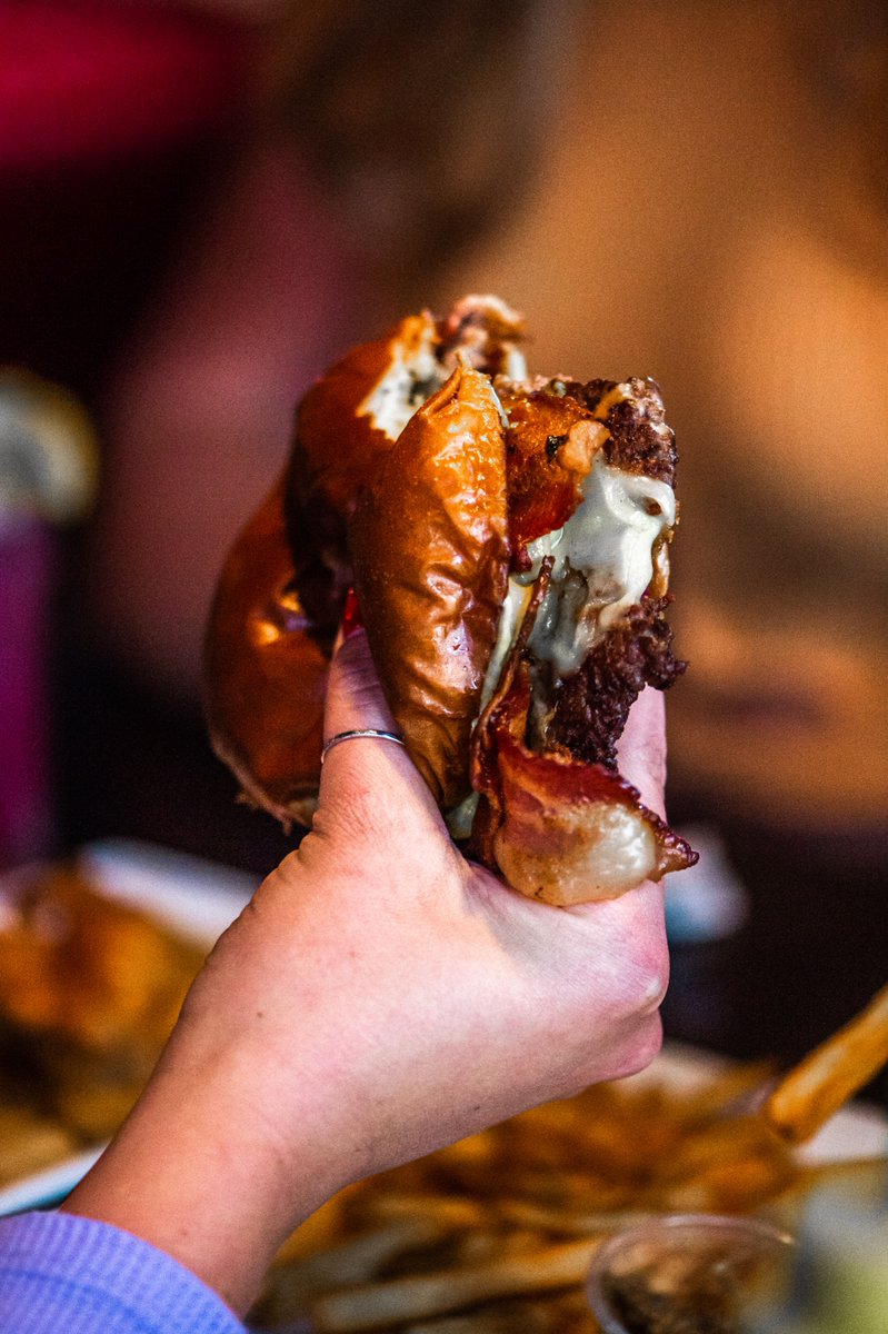 Grilled Chicken, Fried Chicken, Smash Style Burgers ... Check out our food menu &amp; order your favorites. 

Open all summer! Just in time for lunch at 11:30am daily &amp; open late.

Air conditioned indoor dining &amp; patio seating. All ages welcome until 9pm.

thelandpullman.com