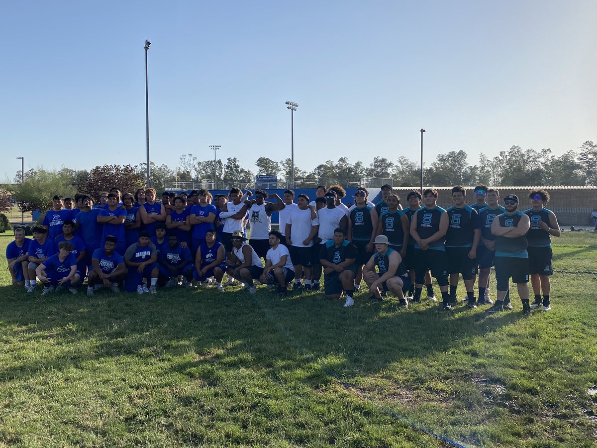 TCoachgrinstead's tweet photo. Again thank you to @CoachSteiny and @coachknesel for having @Sultana_HSFB get reps with you at both the 7v7 and linemen comp. See you guys in West Covina in 10 days. Also thanks to Tahquitz for coming out. @CoachTCClevela1 @NHiggs08 @JRod_TM @Rjohnson031313 https://t.co/hG15kWDNNC