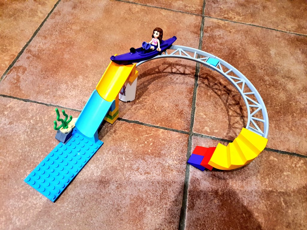 CgTxell's tweet photo. Em sembla que a casa hi ha algú que té ganes d'anar a @Portaventura_ES
😂😂😂
#Shambala
#Hurakancondor
#tutukisplash
#magicfish https://t.co/koB85LDc47