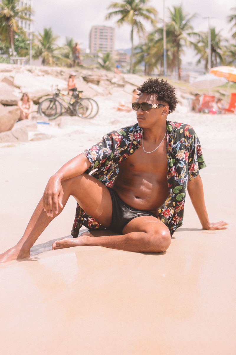 blackqueensand1's tweet photo. Tá galã João 👌🏿🖤 https://t.co/BeAT3q4L7z