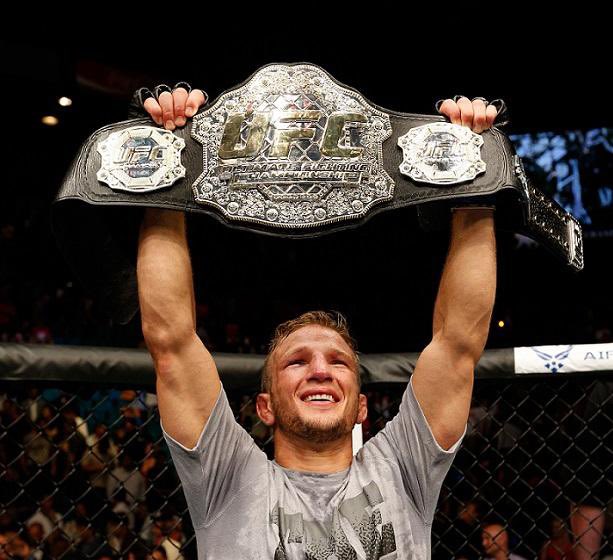 JF19109's tweet photo. Love him or hate him, you have to admit that TJ winning the belt again would be an all time great mma moment #Tyler3Time https://t.co/o8tsSxatxd