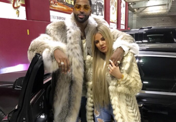 StephanieSidley's tweet photo. Khloe doesn’t care about Jordan’s pregnancy complications and continues to parade around Cleveland with Tristan. 

#TheKardashians https://t.co/7UemHN5BuX