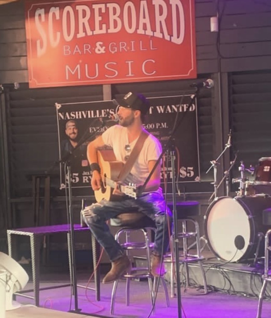 samlowemusic's tweet photo. https://t.co/dyeCW8Hmy7
