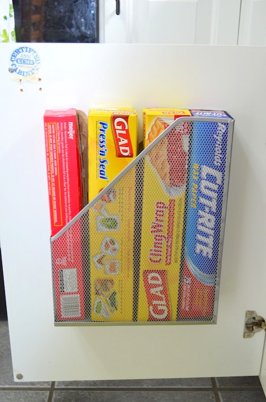 VescoCleaning's tweet photo. #ProTip! If you need extra cabinet storage, try repurposing a magazine holder.

📸: https://t.co/E21PTqLgrD https://t.co/HDmNqoqnvZ