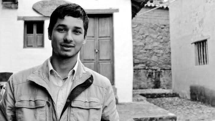 mariadejesuspg_'s tweet photo. Hoy #16Junio se cumplen 5 años del asesinato de Nelson Daniel Arévalo Avendaño, estudiante de la UFT Lara.

Nelson fue herido de bala en el cuello por la GNB, lo que le causó la muerte. Este hecho aún sigue impune, su familia y amigos clamamos justicia.

#JusticiaParaNelson https://t.co/yylMFXPsBe