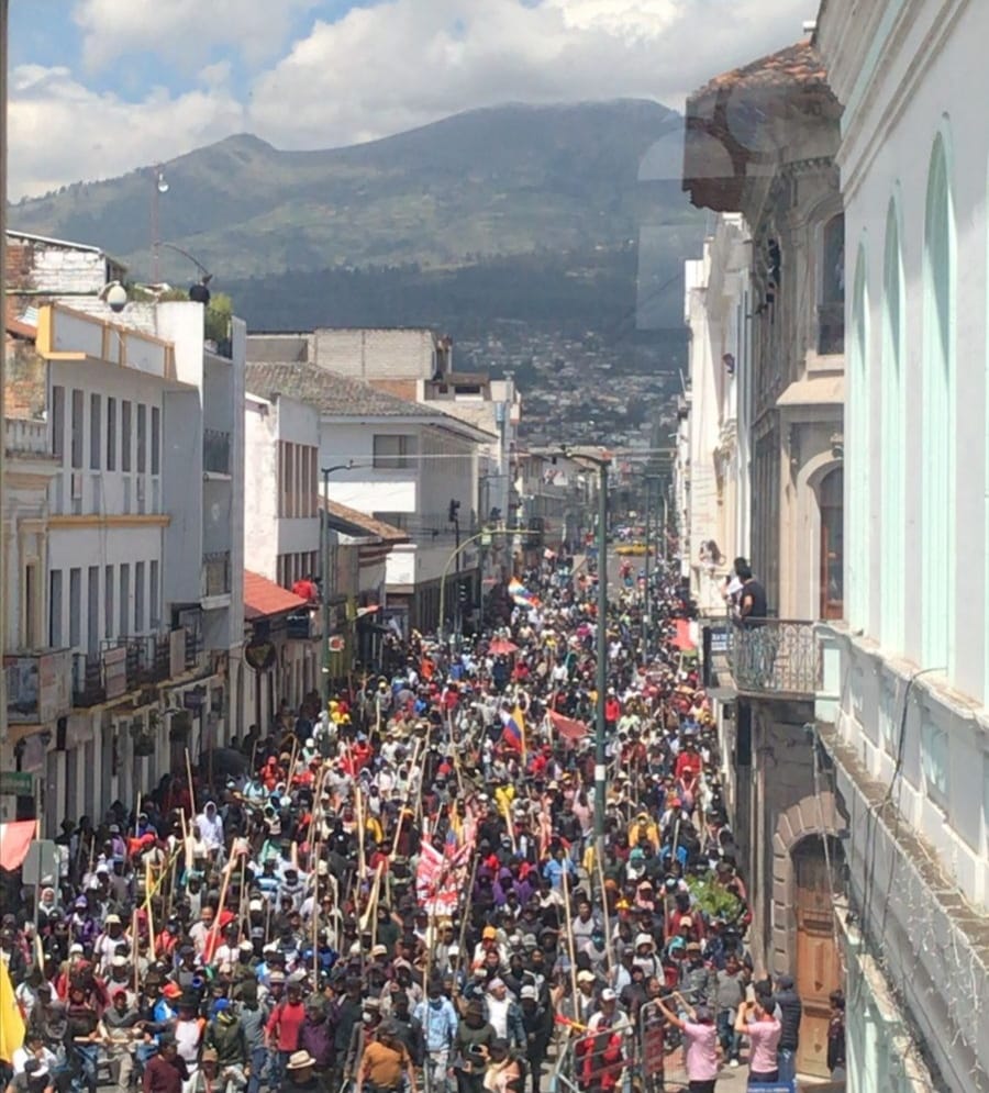 ecuador_today's tweet photo. ATENCIÓN | Así luce la ciudad de Ibarra en este momento
#ParoNacional https://t.co/0bBH6Rnd2T
