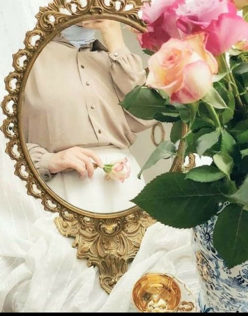 bakkal_irfan's tweet photo. #Sevginle bir aynayım şimdi. Bana bakanlar baştan başa seni görecekler içimde..!⚘
_____Ümit Yaşar Oğuzcan https://t.co/PTHjSMD0Vg
