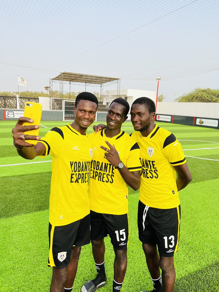 SalySportClub's tweet photo. 🤳💛 https://t.co/kZ5MdtdQ5H