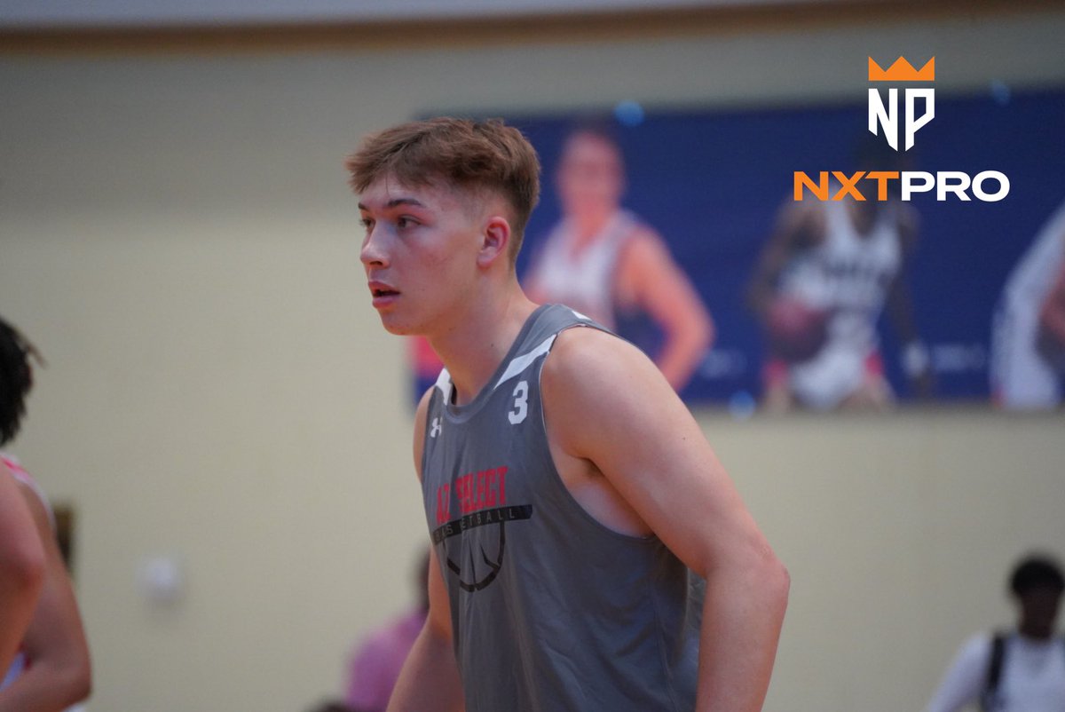NXTPROWEST's tweet photo. 🚨PLAYER TO WATCH @Section7Az 🚨

2023 6’3 CG Canyon Torres (@SalpointeMBB/@TucsonSpartans)

Read 👉 https://t.co/knguNFUd9H https://t.co/V9kGavzK03