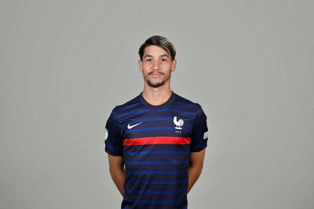 Prêt pour démarrer la compétition #eurou19 <a href="/equipedefrance/">Equipe de France ⭐⭐</a> 🇫🇷