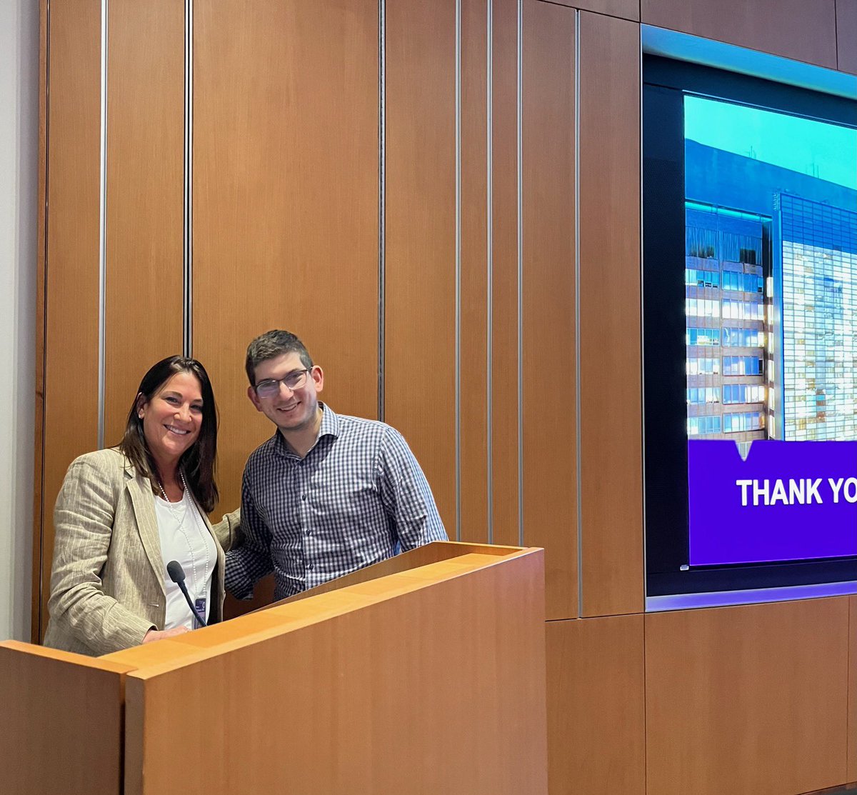 Congratulations to our R4 resident, @Mark_Kaminetzky, on his incredible contributions to research over the past few years and on receiving the @radiology_rsna Roentgen Resident Research Award!! @NYUImaging