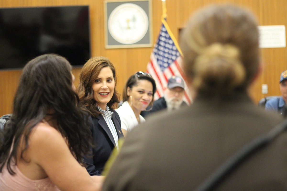 Governor Gretchen Whitmer tweet media