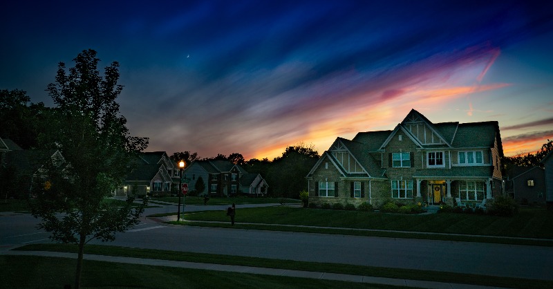 Redfin's tweet photo. (1/5) As mortgage rates shot up to levels not seen since 2008, the highest share of home sellers on record dropped their price during the four weeks ending June 12. #housing

The housing market is “experiencing a hangover,” says our Deputy Chief Economist @TaylorAMarr.