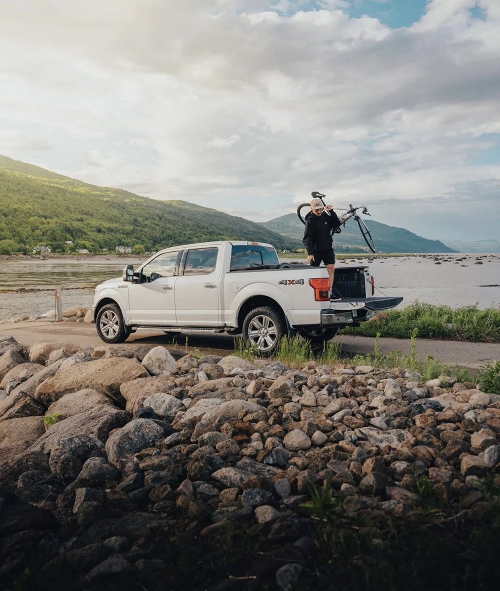 NokianTyresNA's tweet photo. "This road trip has been such a pleasure going up or down the steep paved and unpaved roads."
Whether it's 2 or 4 wheels, cyclist Charles Ouimet knows the right equipment can make any road condition an enjoyable ride! #extendyouradventure & take #remotecontrol with Nokian Tyres. https://t.co/znfR3suXcp