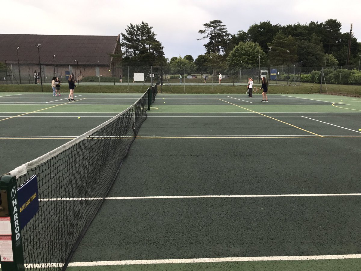 StSwithunsLeRoy's tweet photo. Le Roy boarders and our visiting Year 5 are visiting senior houses, this evening, to play tennis.  Some are participating in inter-house matches, tomorrow, and it’s all good practice!  Le Roy and St Swithun’s boarders really are the best. #StSwithunsBoarding #StSwithunsCommunity https://t.co/7oiNFYdtKn