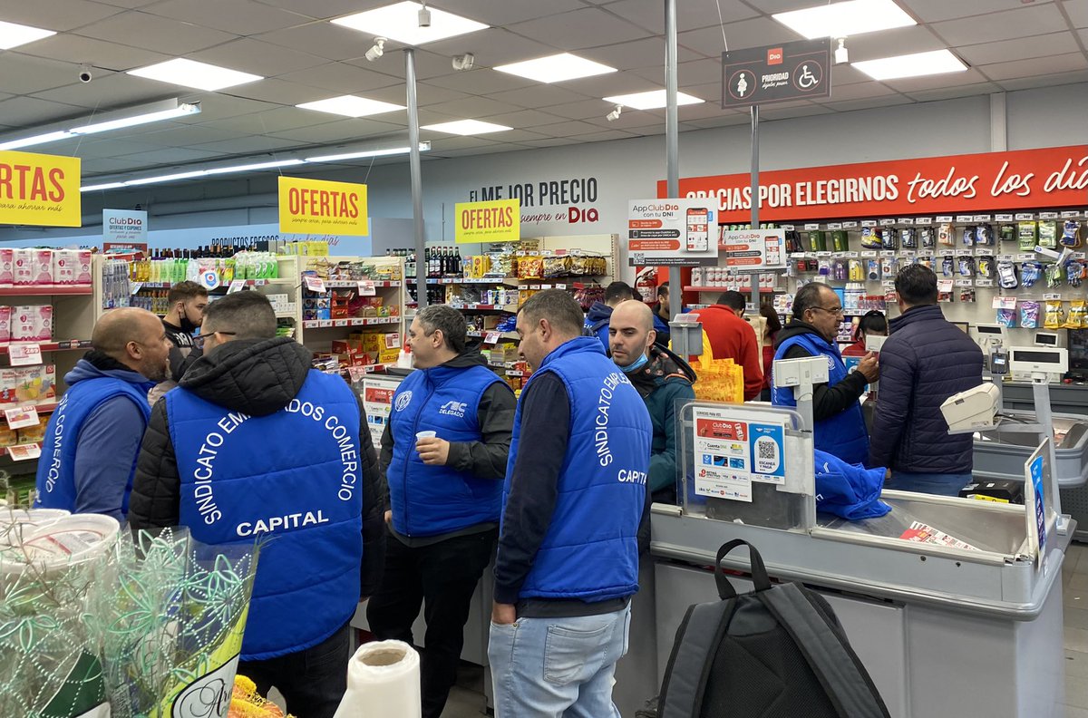 🚨 Estado De Alerta y Movilización 
 
Llevamos al @MinTrabajoAR a <a href="/DIA_Argentina/">DIA_Argentina</a> por los siguientes incumplimientos :🗣Deficiencias en la liquidación de sueldos,🗣No cumplen los protocolos de Seguridad e higiene y bromatológico,🗣No respeta las licencias del convenio 130/75