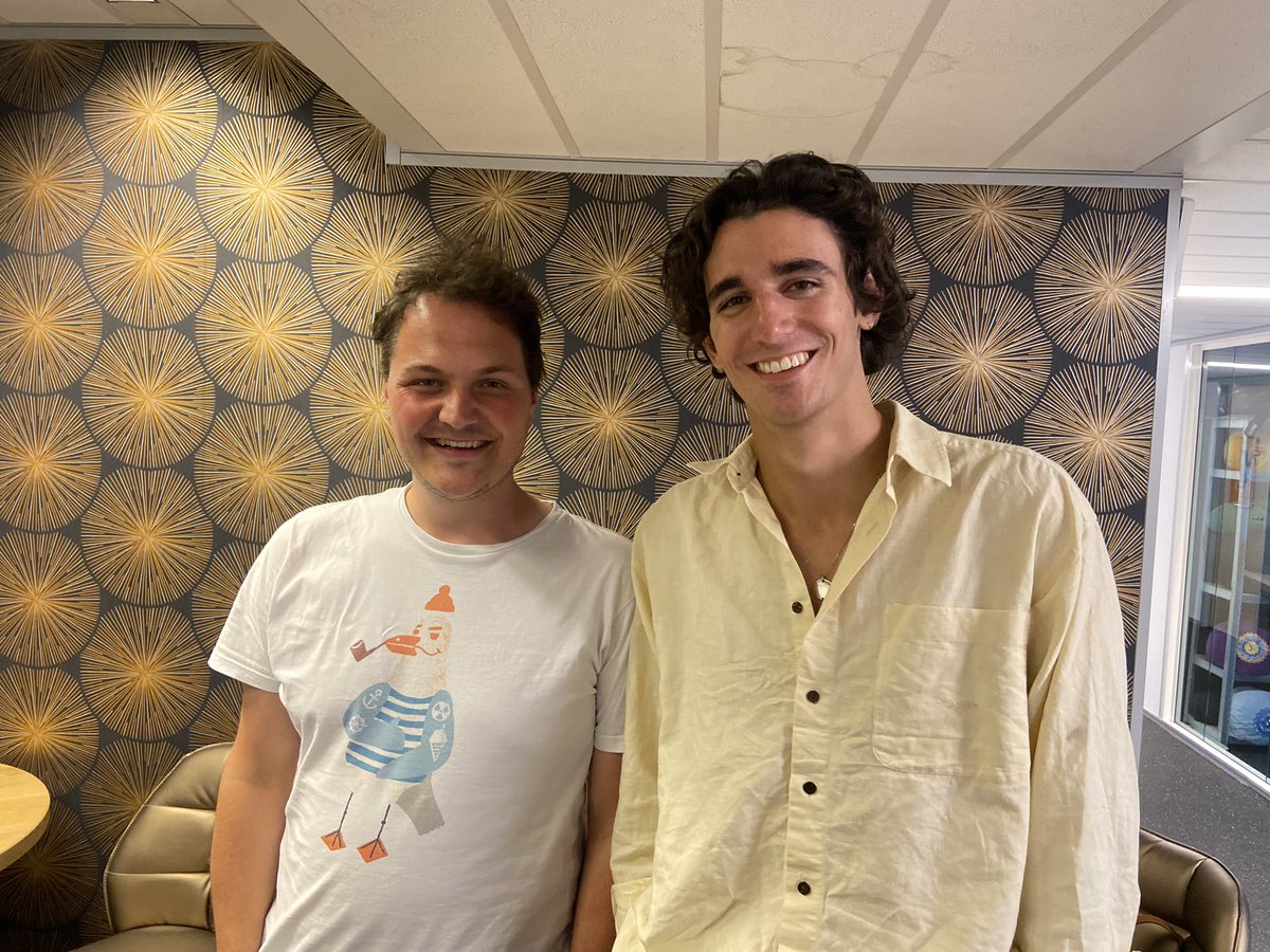 JasperLeijdens's tweet photo. Dank voor je muziek en verhalen vanavond @taminoamir! 🙏
#Tamino #KinkInTouch
https://t.co/AMqCIaRJnG https://t.co/4lf5KQfuHS