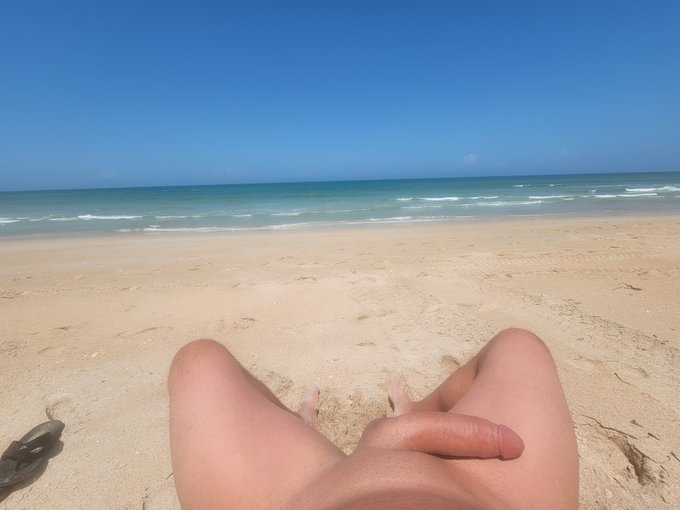 Back in Florida!!! If anyone looking to shoot some content DM me! #Florida #floridanudebeach #nudebeach