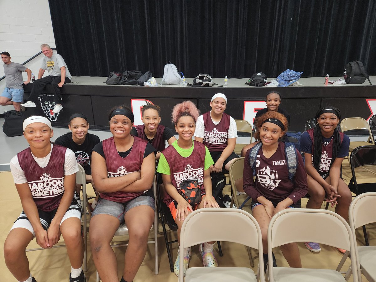 Belleville West Girls Basketball tweet media