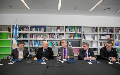 La @UBA  tendrá un posgrado en Industria y Sistemas Aeroespaciales:
argentinaenelespacio.blogspot.com/2022/06/la-uba…