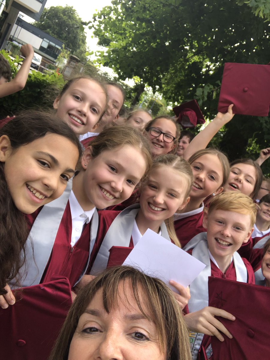 thomson_sylvi's tweet photo. Celebrating Children’s University! Always a wonderful occasion! @crontonceschool @LDSTEducation @CU_Knowsley https://t.co/GKnMh0PS2j