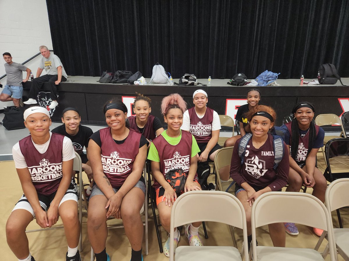 Belleville West Girls Basketball tweet media