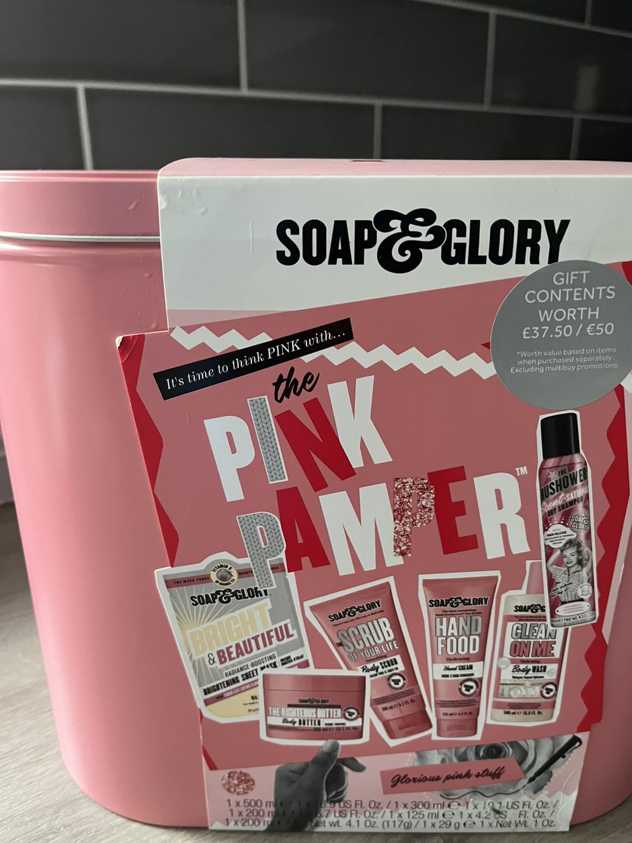 Getting quite lucky with our school raffles.  Third one this year.  Thank to the fabulous <a href="/MissPhee_Mods/">Miss Phee</a> for organising.  Also if you want to donate a two week holiday to the Maldives next time, that would be great 🤣🤣