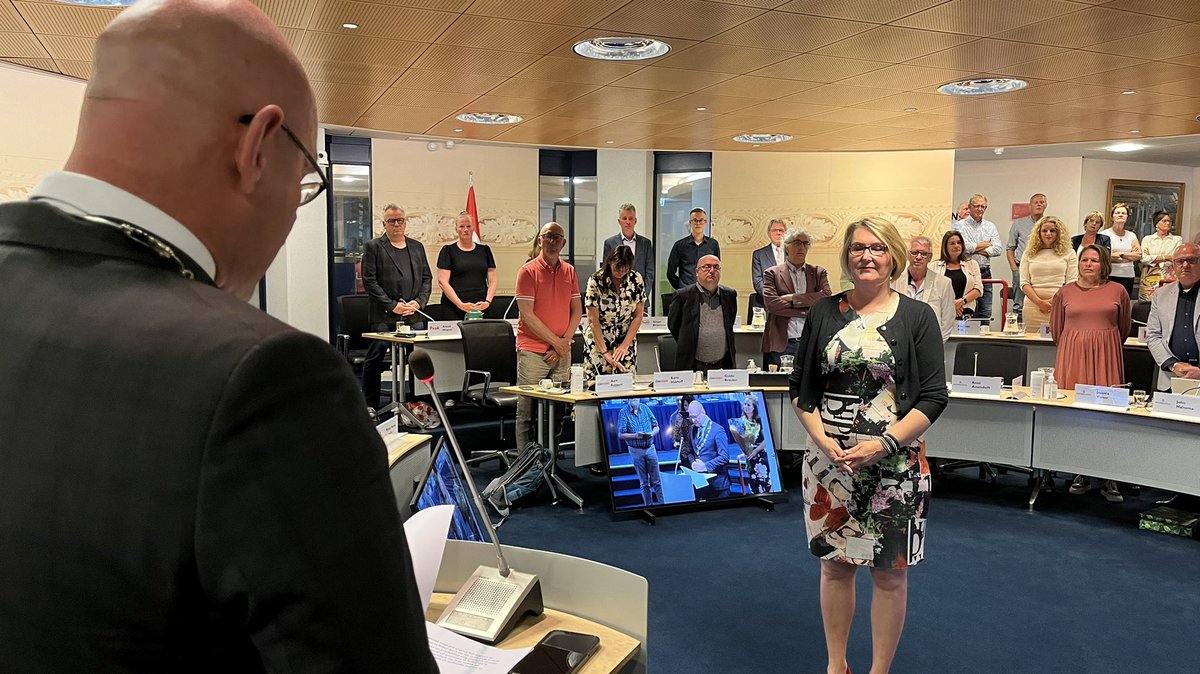 Ook wethouder Marjon van der Ven is geïnstalleerd.