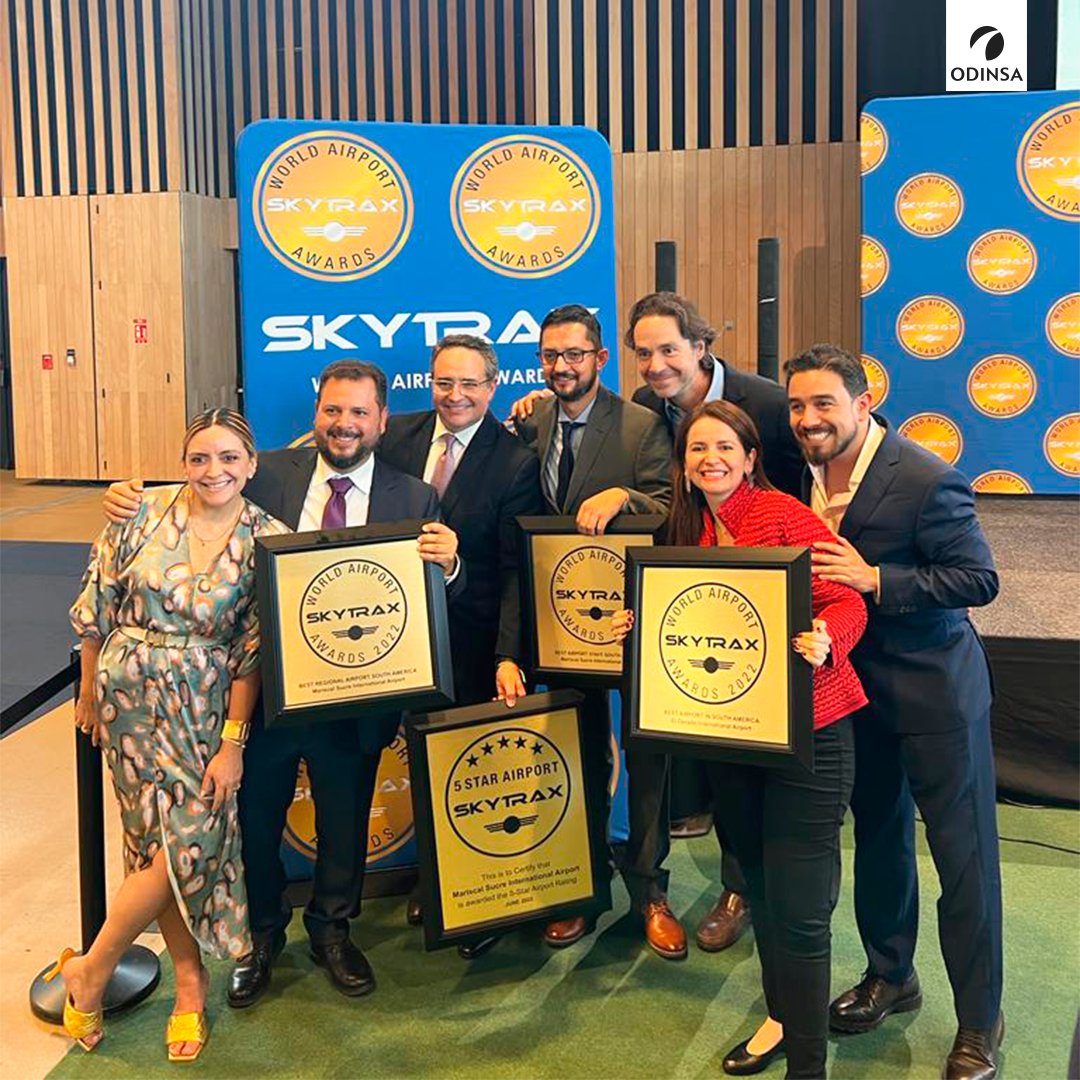SomosOdinsa's tweet photo. Nuestro orgullo se eleva por lo alto ✈️😍, así como el nombre de nuestras concesiones @BOG_ELDORADO y @AeropuertoUIO.

Hoy celebramos y agradecemos a los usuarios por su voto de confianza. Seguiremos trabajando para brindarles siempre las mejores experiencias🧳. https://t.co/JkrgLZICki