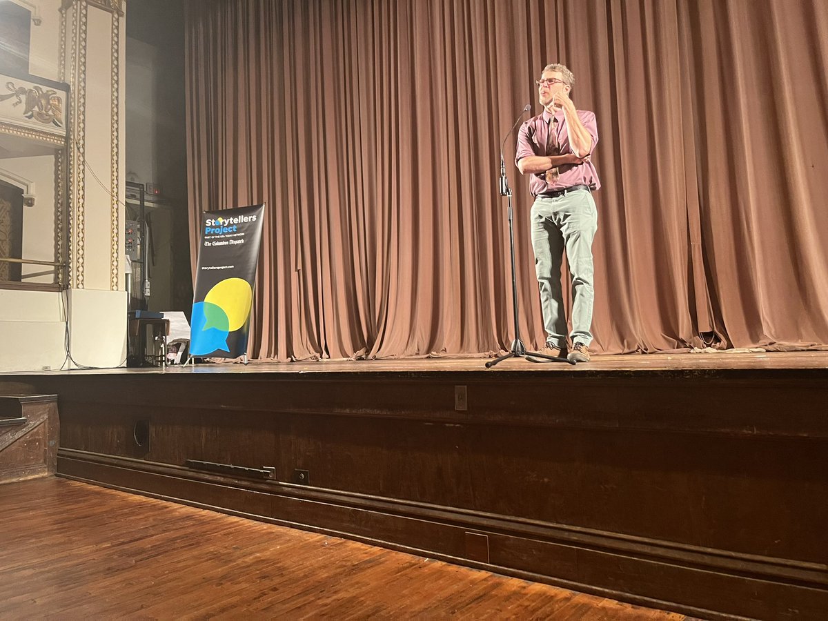 DanaeKing's tweet photo. We had such a great show last night!
Thanks to the tellers, coaches and the audience! #Storytellersproject https://t.co/Rw1mQGqjUm