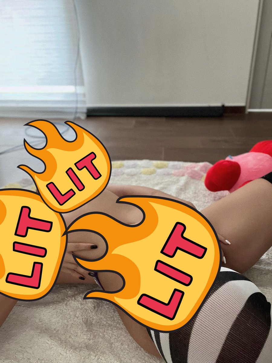 🌸LAIMUN🌸 on Twitter: "Hola chicos! Subí estas fotos a onlyfans hace unos días 🔥 vayan a verlas