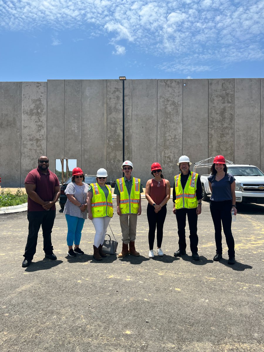 CDFLPlus's tweet photo. We joined Mid State Construction this afternoon for lunch and a tour of the @SouthernBevCo Ridgeland job site. Thank you for having us, we can't wait to see the final product!
•
•
•
•
#PowerOfPlus #AEC https://t.co/2wOYmPFp6a