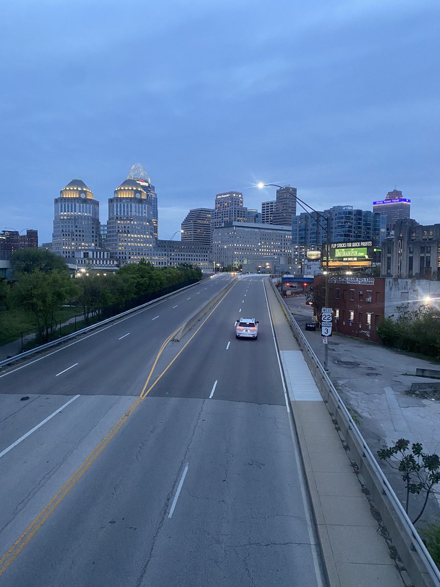 CincyMedRunClub's tweet photo. Excited to meet the new interns and fellows! Welcome to Cincinnati ❣️ https://t.co/8KpiZAUgKn