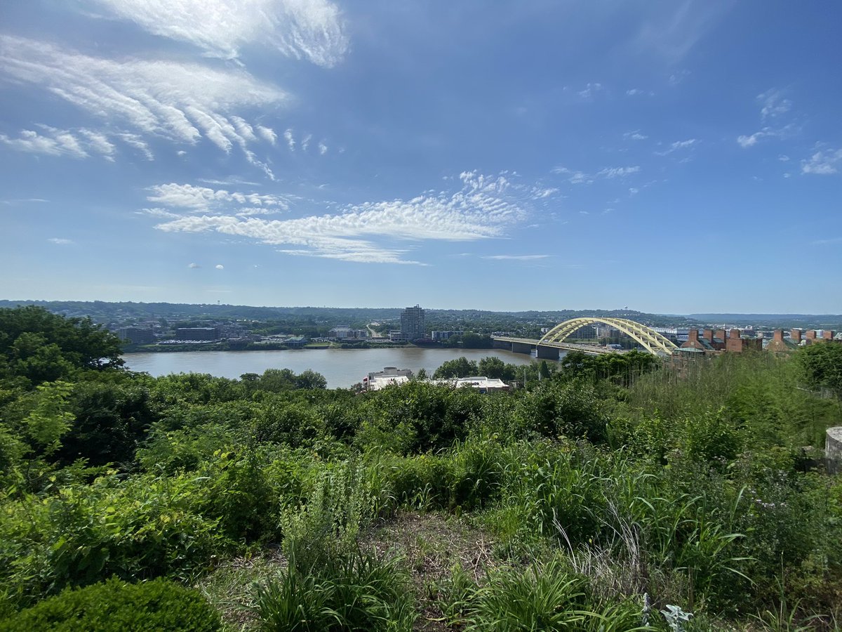 CincyMedRunClub's tweet photo. Excited to meet the new interns and fellows! Welcome to Cincinnati ❣️ https://t.co/8KpiZAUgKn