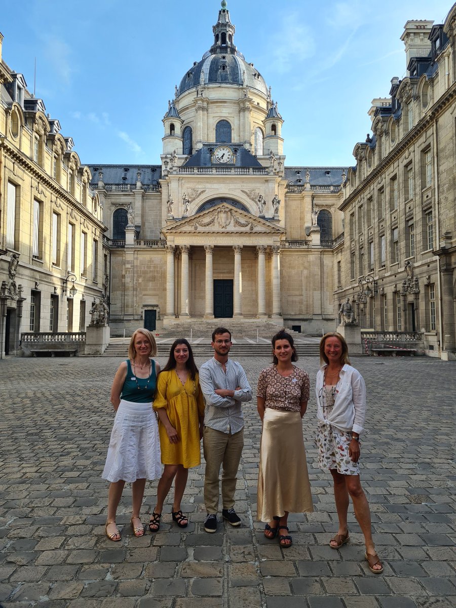 Smell of Heritage (@ucqbbem) on Twitter photo On world smell day, conversations on smells, terroir, heritage, identities w/<a href="/youpipouet/">Victor Fraigneau</a> <a href="/katemclean/">Dr Kate McLean</a> <a href="/vic_toriane/">Victoria-Anne Michel</a> <a href="/IngerLeemans/">Inger Leemans</a>, Suzel Balez & Lou Sompairac within the smellscape of the library <a href="/Sorbonne_Univ_/">Sorbonne Université</a> #smellstudies #olfactoryheritage <a href="/odeuropa/">Odeuropa</a> <a href="/UCL_ISH/">UCL Institute for Sustainable Heritage</a> <a href="/AngliaRuskin/">ARU</a> On world smell day, conversations on smells, terroir, heritage, identities w/<a href="/youpipouet/">Victor Fraigneau</a> <a href="/katemclean/">Dr Kate McLean</a> <a href="/vic_toriane/">Victoria-Anne Michel</a> <a href="/IngerLeemans/">Inger Leemans</a>, Suzel Balez & Lou Sompairac within the smellscape of the library <a href="/Sorbonne_Univ_/">Sorbonne Université</a> #smellstudies #olfactoryheritage <a href="/odeuropa/">Odeuropa</a> <a href="/UCL_ISH/">UCL Institute for Sustainable Heritage</a> <a href="/AngliaRuskin/">ARU</a>
