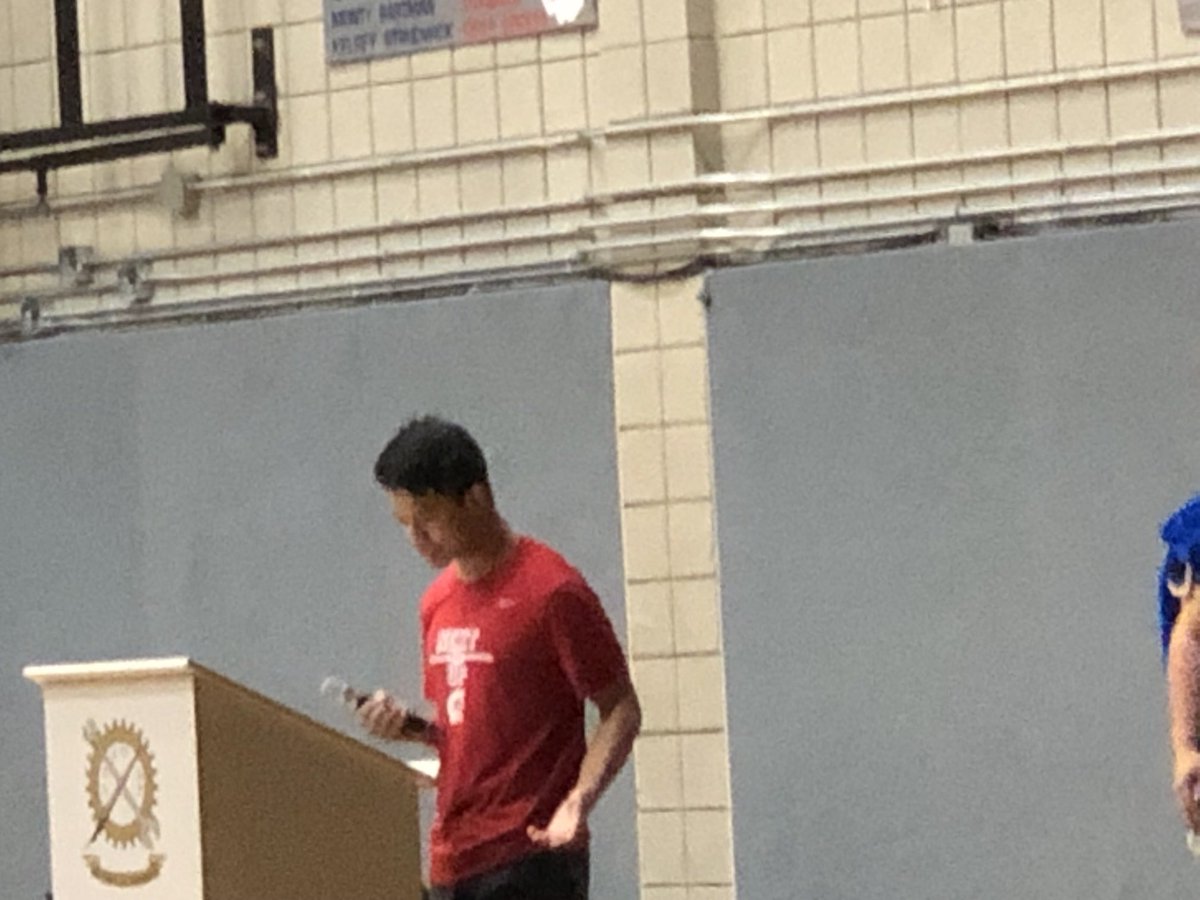 An exuberant celebration of our ⁦<a href="/CamroseCCHS/">ÉCCHS</a>⁩ student athletes! All participants from all school sports get applauded this afternoon. Everything from volleyball to basketball to badminton to curling and track and field.