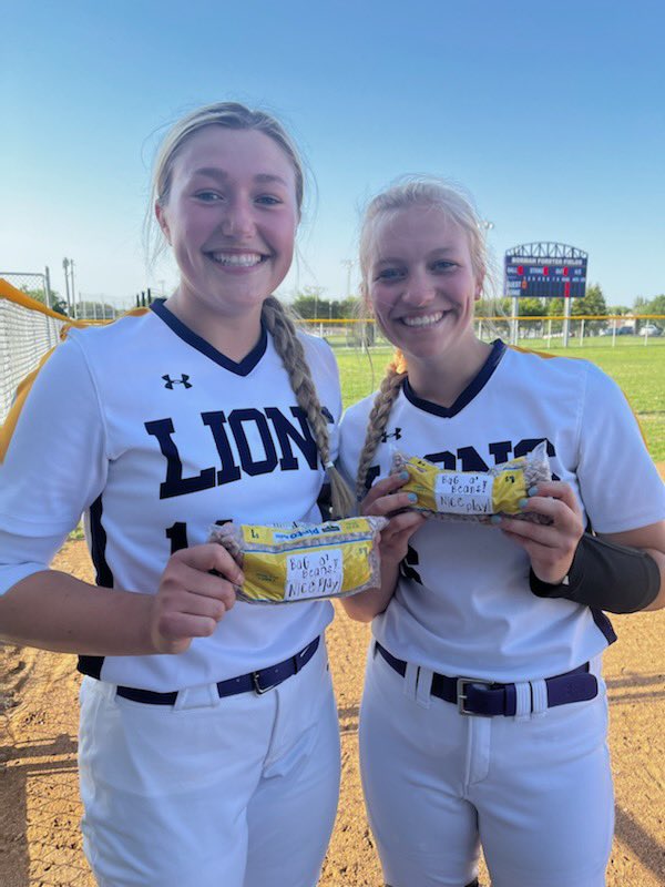 softballcl's tweet photo. IN CASE YOU MISSED IT!! 

4 bags of beans (for our infielders;)
and 1 more can o’ corn (for the outfielders;) have been awarded 💥💥

we are on the road taking on south o’brien tonight 😈 

NEXT HOME GAME: double header vs MOC-FV 🤝 https://t.co/TlwBxOevsh
