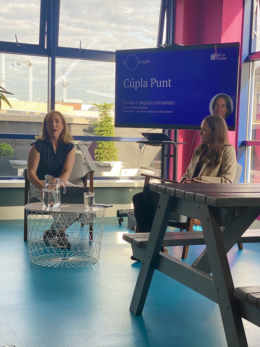 aodhanodea's tweet image. D’fhill @AmBorradh ar maidin tar éis sos fada na paindéime le hócáid bhricfeasta ag @huckletree. 

Is iontach na hócáidí seo, deas bualadh le daoine nua agus seanchairde nach bhfaca mé le tamaill. 

Agallamh spreagúil le hAnne Marie Macken / Moneycoaching Irl #Borradh