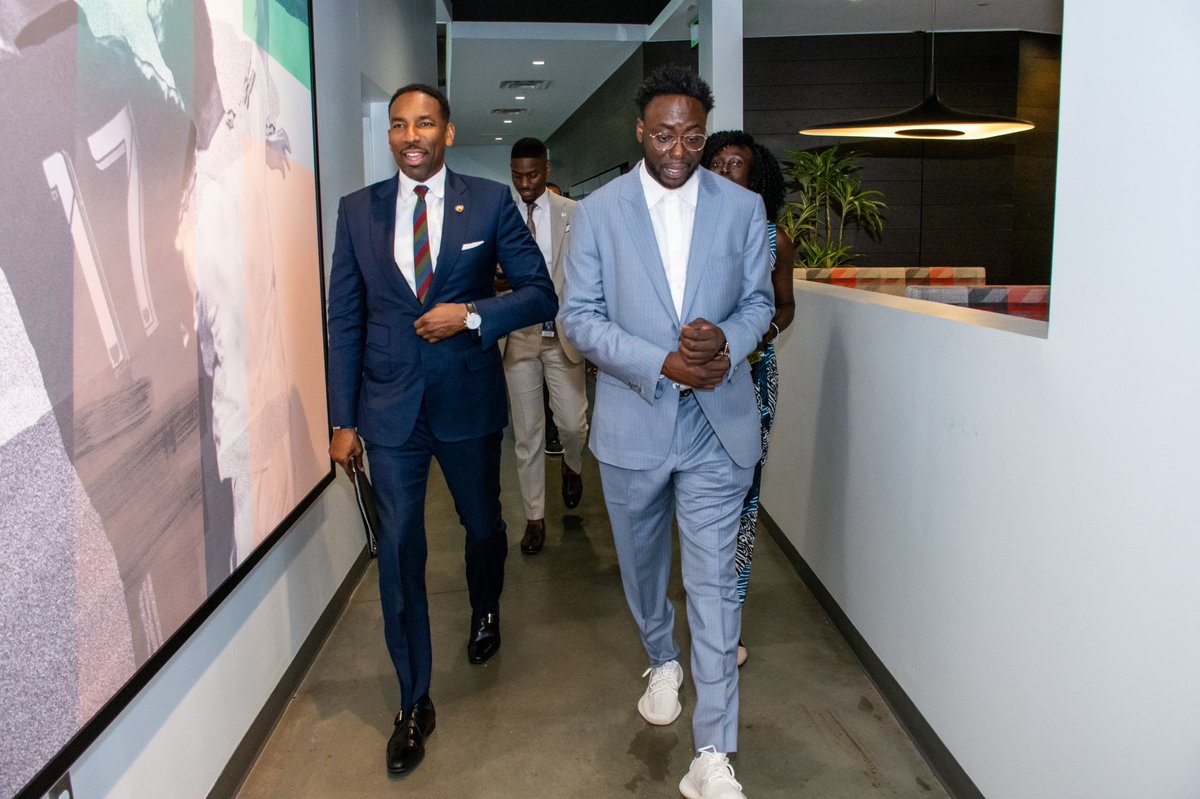 CityofAtlanta's tweet photo. Mayor @Andreforatlanta joined Black professionals and students in the sports business industry at the @BlackSportsBiz Symposium. This annual event serves as a hub for Black talent acquisition, engagement and development within professional sports teams, agencies and beyond. https://t.co/WGo4v3f5Pl