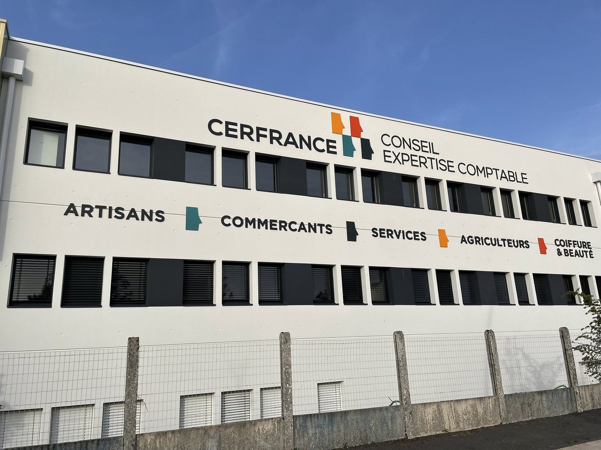 Pierre_Blnchrd's tweet photo. @Cerfrance85 Bravo Antony 👏, profite bien de ces nouveaux locaux avec ton équipe. https://t.co/yXMjW3TAGc