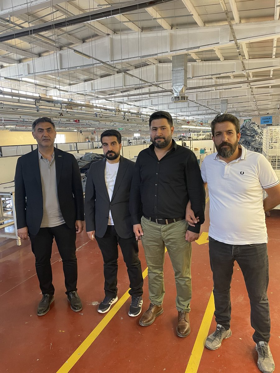 Bugün ASKON Doğu Anadolu Bölge Başkanı Nihat Çarboğa, Ege Bölge Başkanı Arif Karakaya ve ASKON Mardin Şube Başkanı Hatip Çelik’i ağırladık.<a href="/nihatcarboga/">Nihat Çarboga</a> <a href="/Karakayarif/">Arif Karakaya🇹🇷</a> <a href="/HatipCelik47/">Hatip Çelik</a> <a href="/ASKON/">ASKON 🇹🇷</a> <a href="/orhanaydin/">Orhan AYDIN</a>