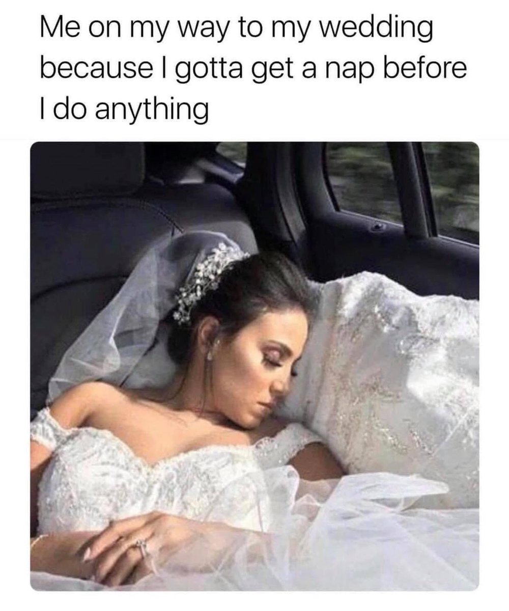 danielle1509x's tweet photo. This would actually be me haha #sleepygirlproblems https://t.co/lenbbAGdRl