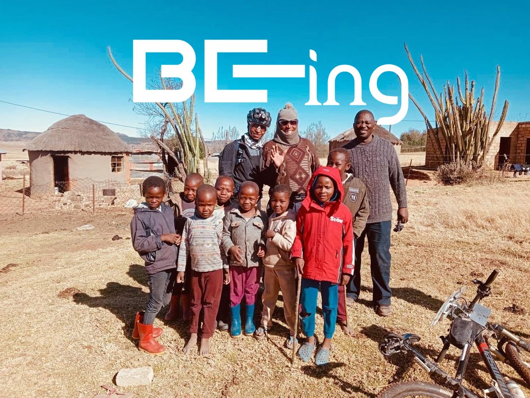 ingrid_avidon's tweet photo. Happy Youth Day from Be-Ing⭐️ We are racing across South Africa, and inspiring the young people we meet along the way ⚡️ @freedom_trail #beingrasa
https://t.co/TaTSbeN3u4 https://t.co/9cqP6UCPaV
