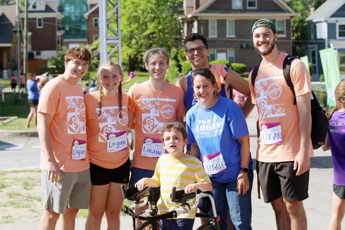 Saints_MVB's tweet photo. Just was sent this great shot from the Cincinnati Walks for Kids event! Some of our guys and Coach Ober went to support our buddy/teammate Logan who we were matched with by @goteamimpact
#theBrotherhood #TMUMVB @cincychildrens @tmusaints https://t.co/Mh8090yKpa