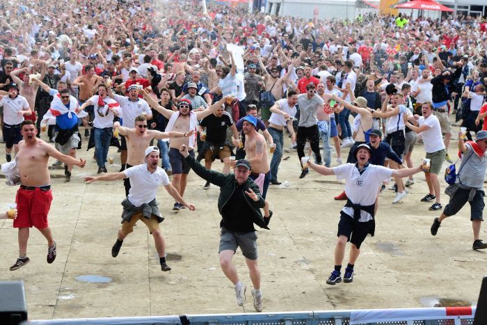 FootballAwaydays tweet media